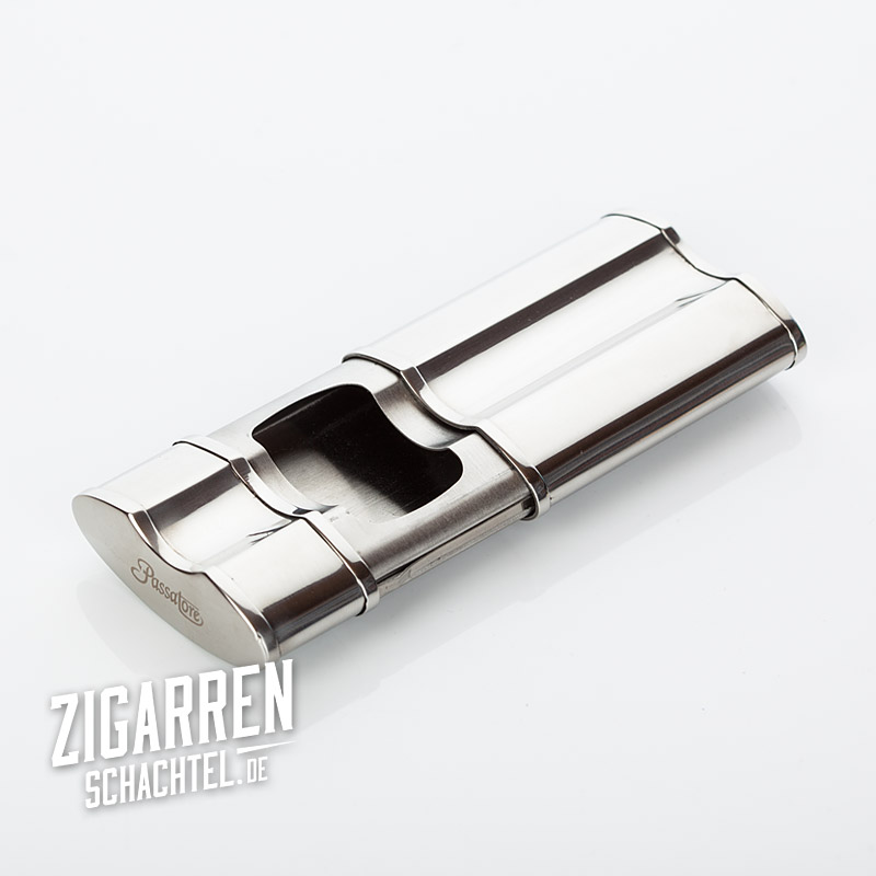 https://www.zigarrenschachtel.de/media/image/c9/ab/10/passatore-taschen-aschenbecher-chrom-poliert-25037-4630-0018-010.jpg